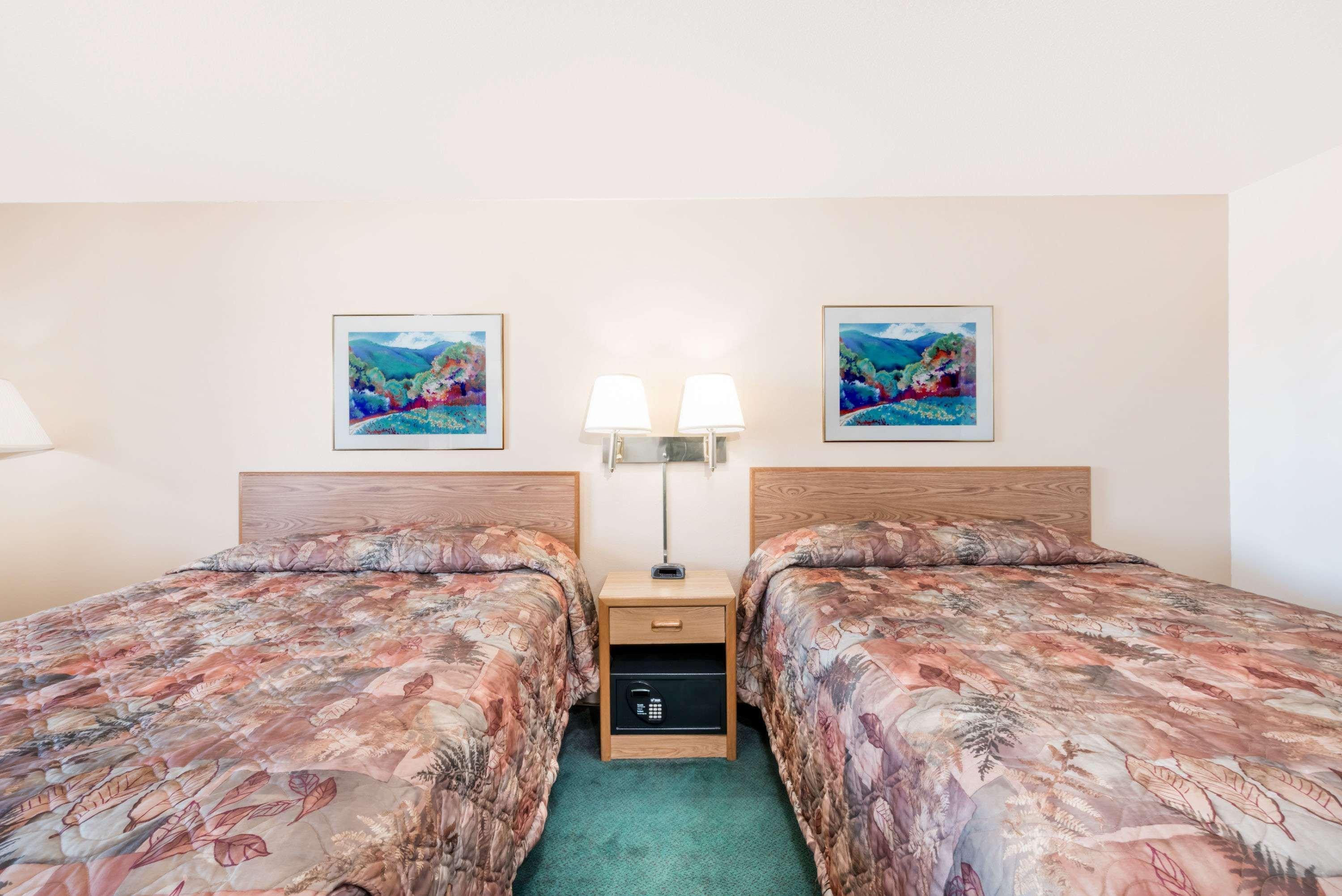 Super 8 By Wyndham Belle Fourche Sd Exterior foto