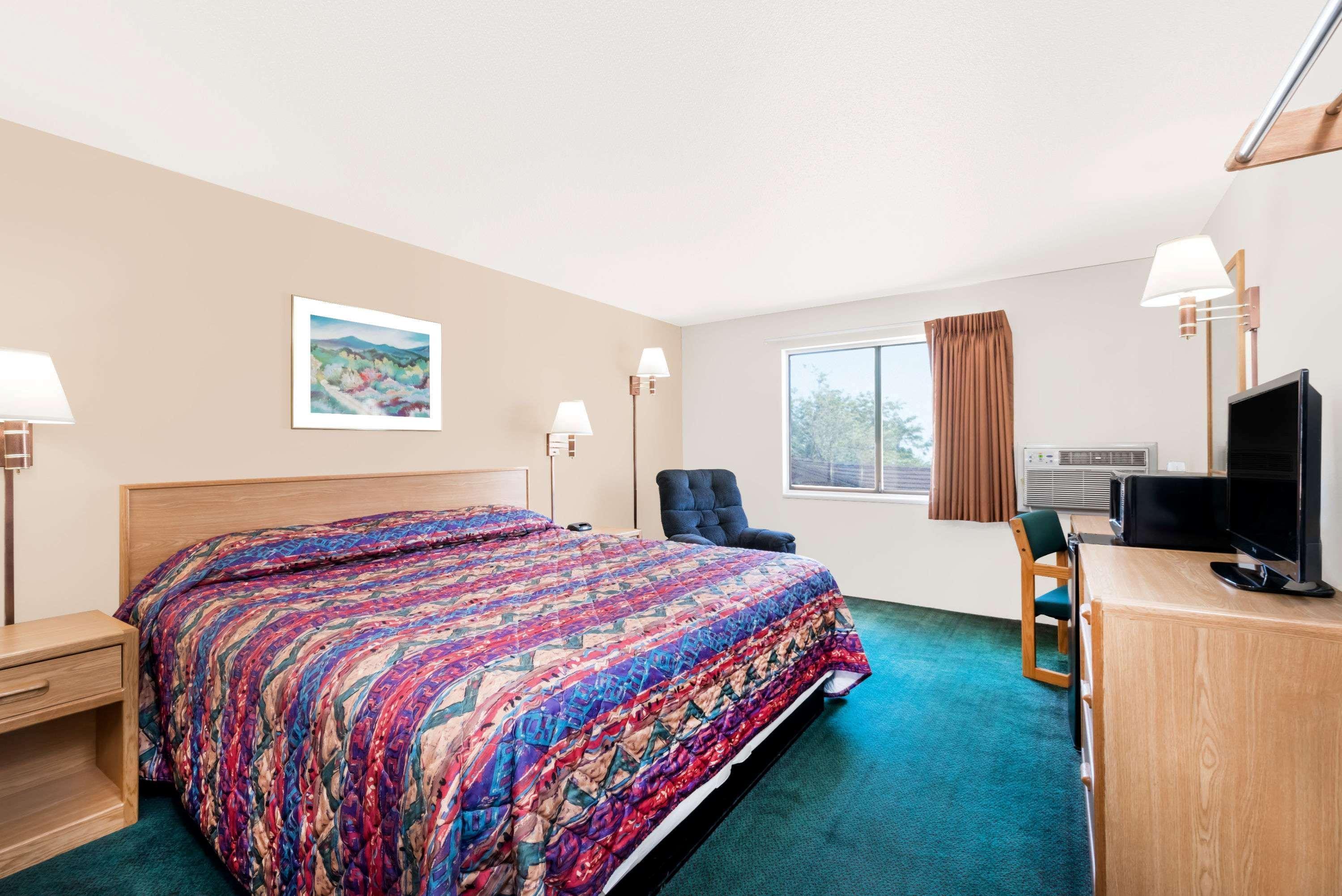 Super 8 By Wyndham Belle Fourche Sd Exterior foto